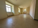 Günstige Erdgeschosswohnung mit Gestaltungsspielraum in Neugersdorf - Wohnzimmer