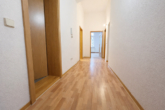 3-Raum-Wohnung mit Balkon im Herzen von Zittau - Flur.png