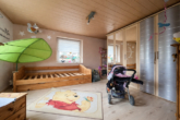 Freistehendes Einfamilienhaus mit großem Grundstück in Bertsdorf - Kinderzimmer III.png