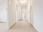 Kapitalanlage mit bis zu 10,35 % Bruttomietrendite | Frisch saniert | Vermietet | Staffelmiete - Flur.png